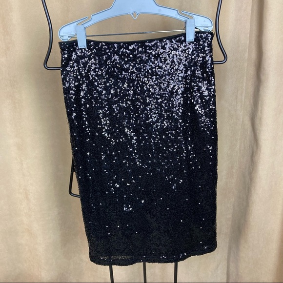 Rosette Sequin Pencil Skirt Black Size M - Picture 3 of 9